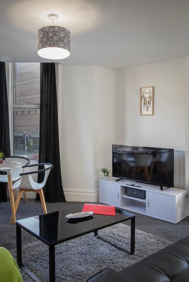 02 Springfield - Sleeps 6 Apartment Blackpool Exterior photo